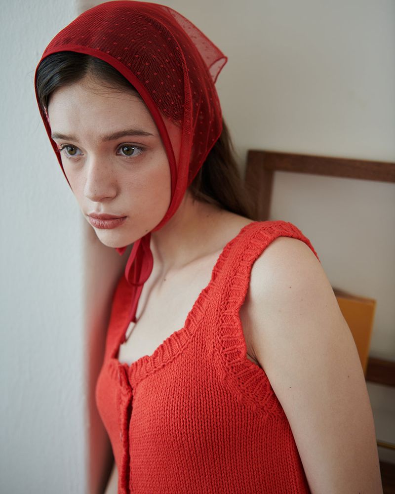 HEART SCALLOPED KNITTED TOP [RED]