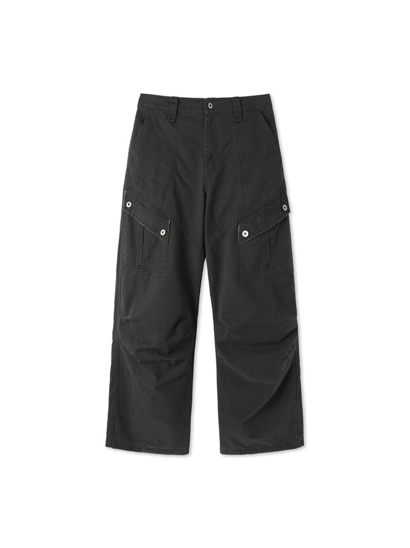 Deep garment pin dying cargo pants