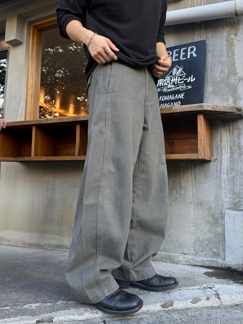 Back pocket dyed barrel denim pants