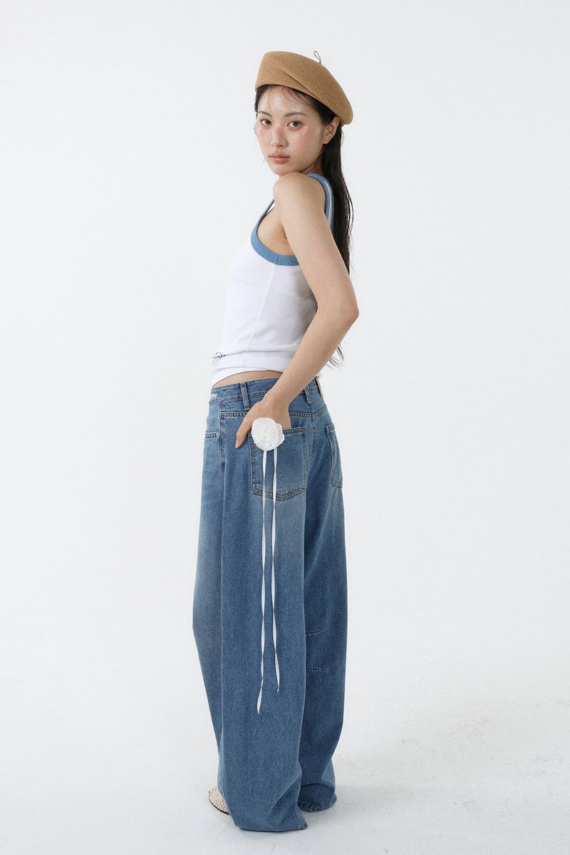 DEEP NECK SLEEVELESS TOP_SKY BLUE-WHITE