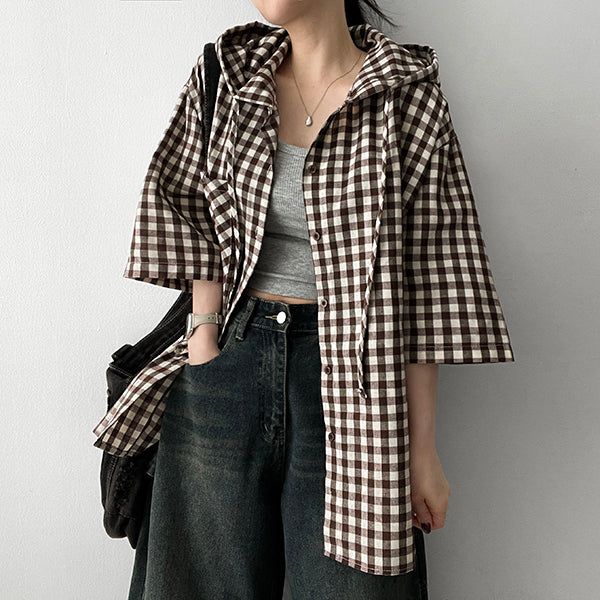 hijjoo（ハイチュー）の「エミエウ ボクシー フィット チェック フーディー ショートスリーブ シャツ（トップス）」