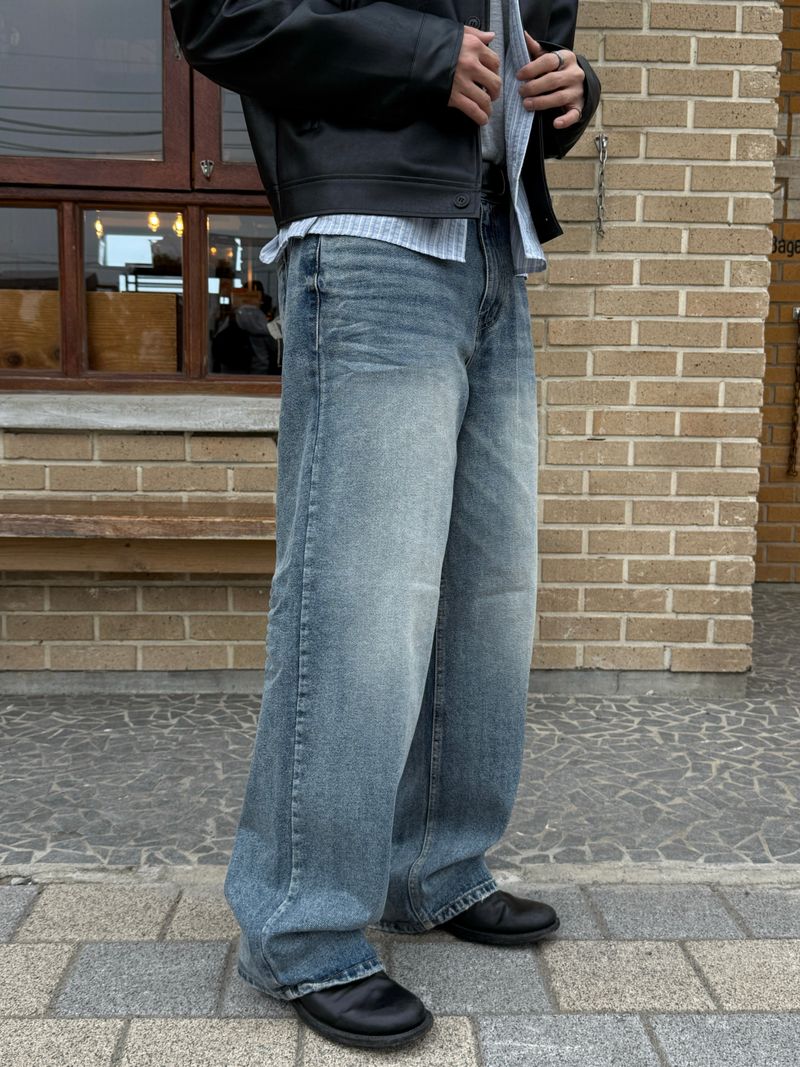 Double back pocket embossed denim pants