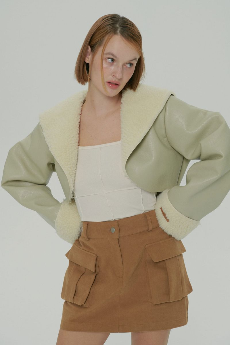 CROP SHEARLING JACKET / IVORY