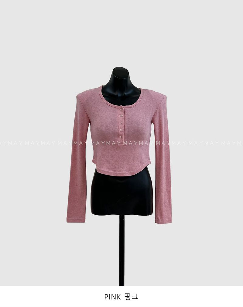 long-sleeved shirt with a U-neck