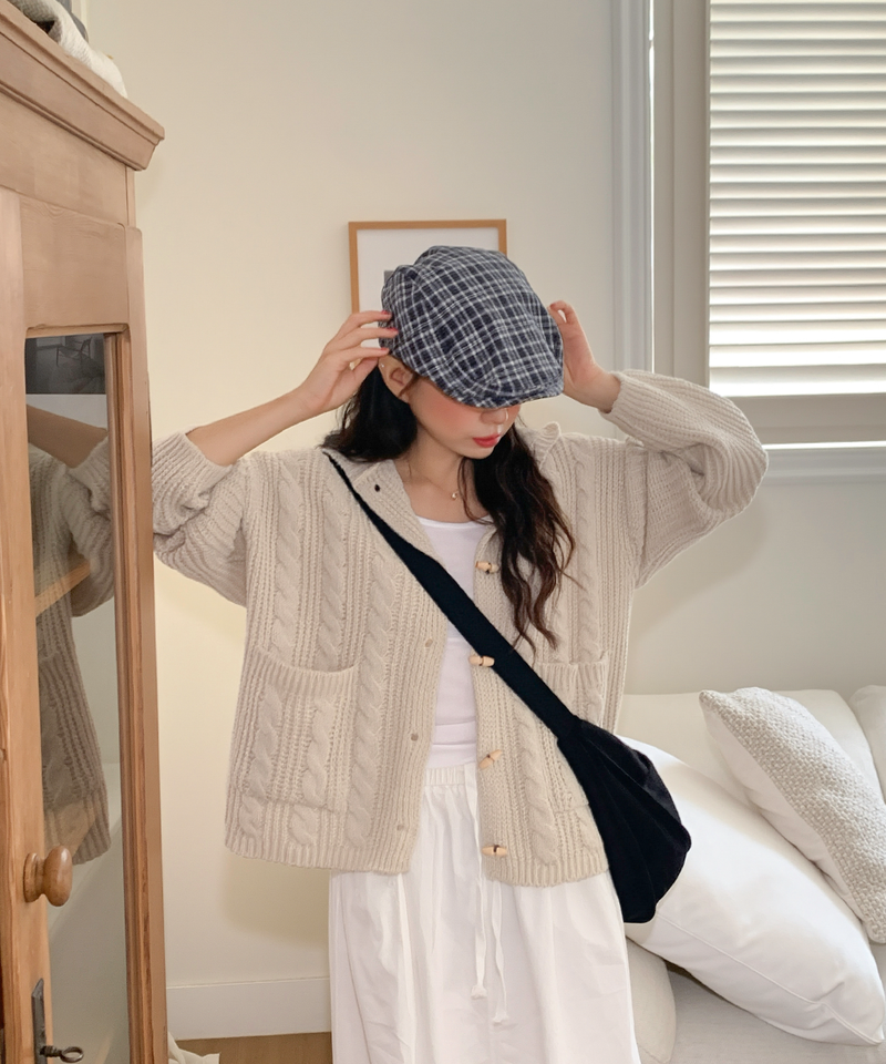 Tteokbokki hoodie cardigan