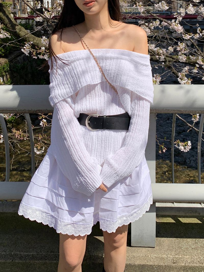 [MADE] Epo Lace Mini Skirt