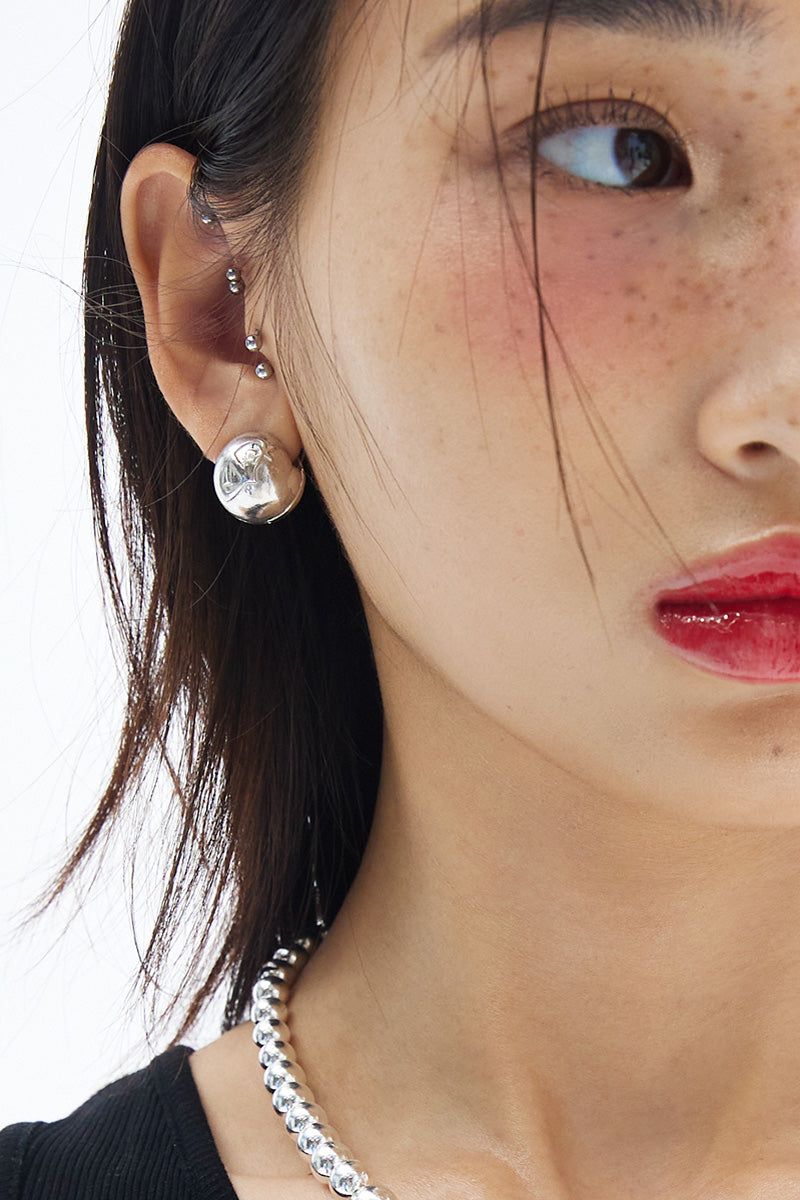 N ロゴボールピアス