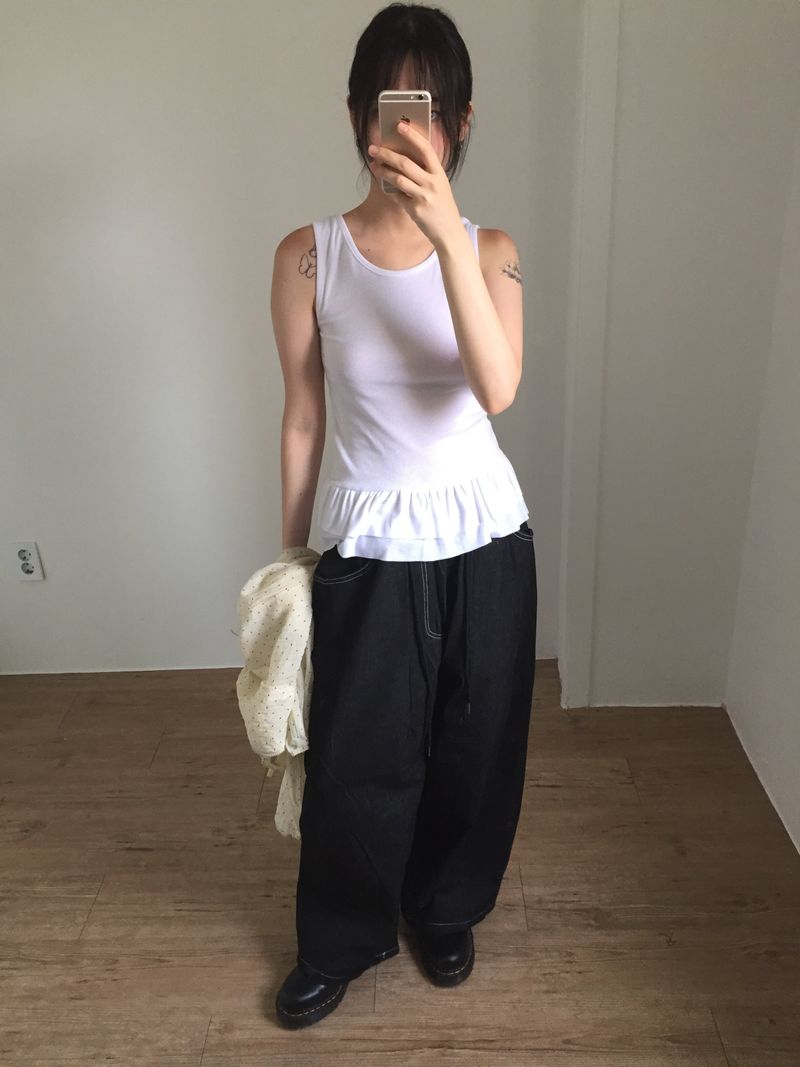 Le Frill Crewneck Sleeveless