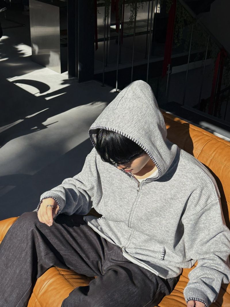 Ruff stitch kit hood zip-up