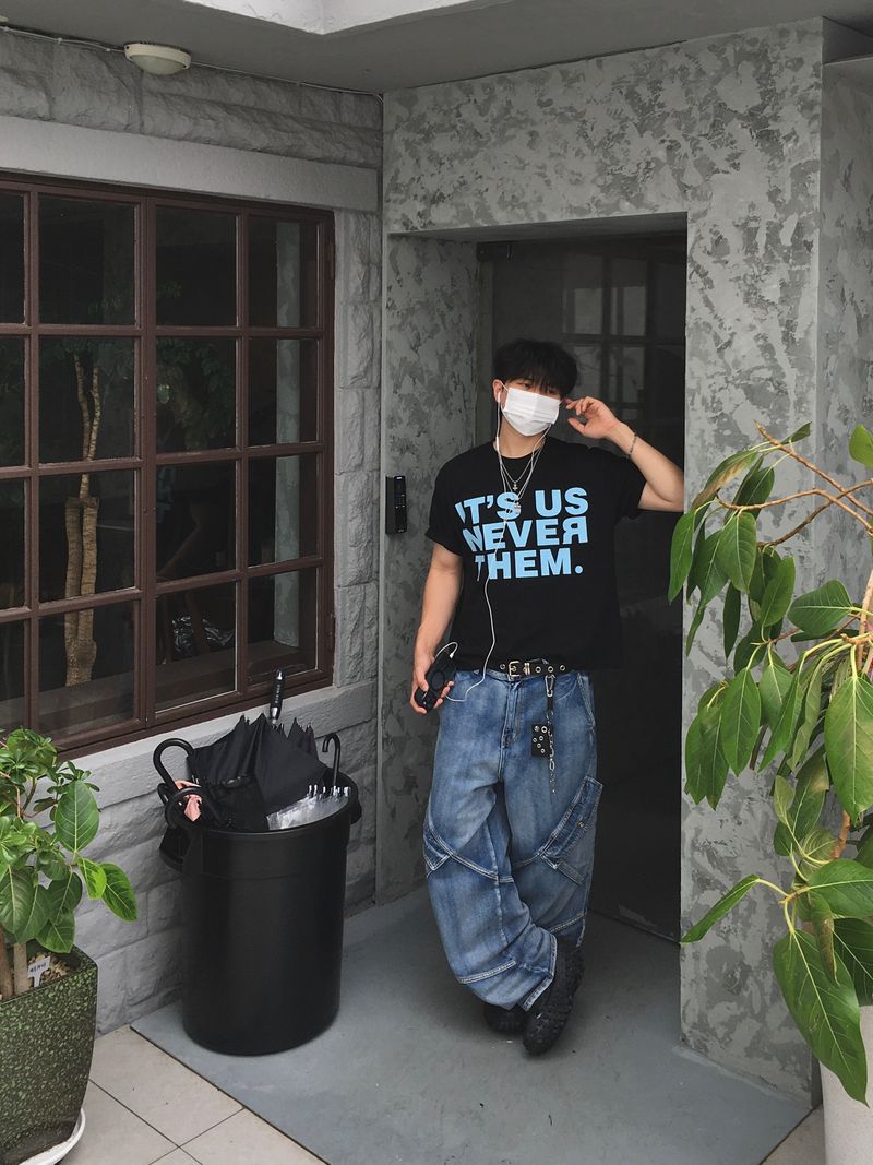 Skelader cargo denim pants (light blue)