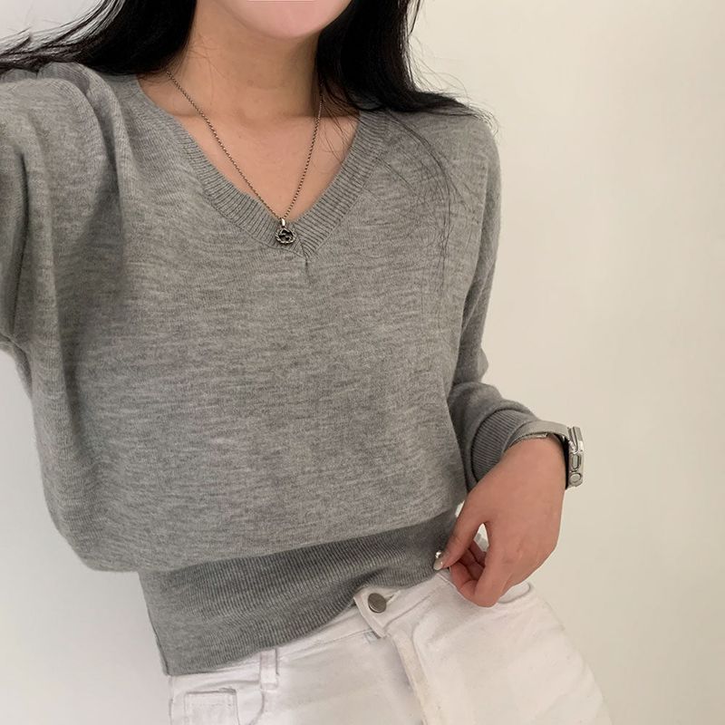 [Short waist] Mellow V-neck knit
