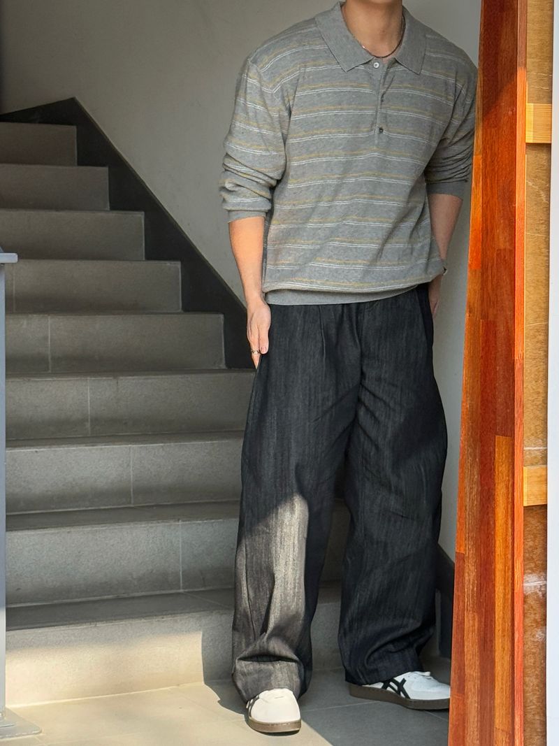 Long wide raw denim one-tuck pants