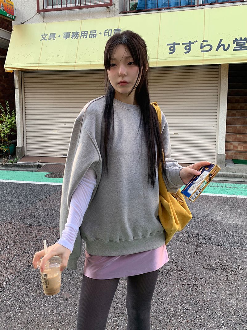 CIRCLE HOLE SWEAT SHIRT (3C)