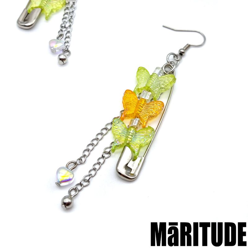 COMELY EARRINGS