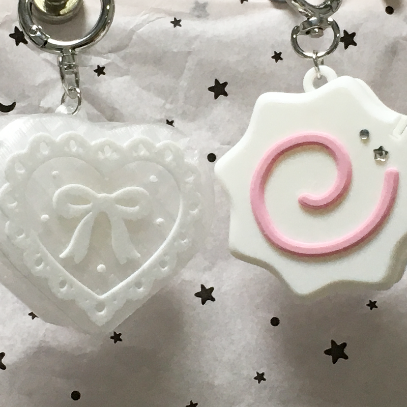 【MADE】 Narutomaki Cable Holder Keyring