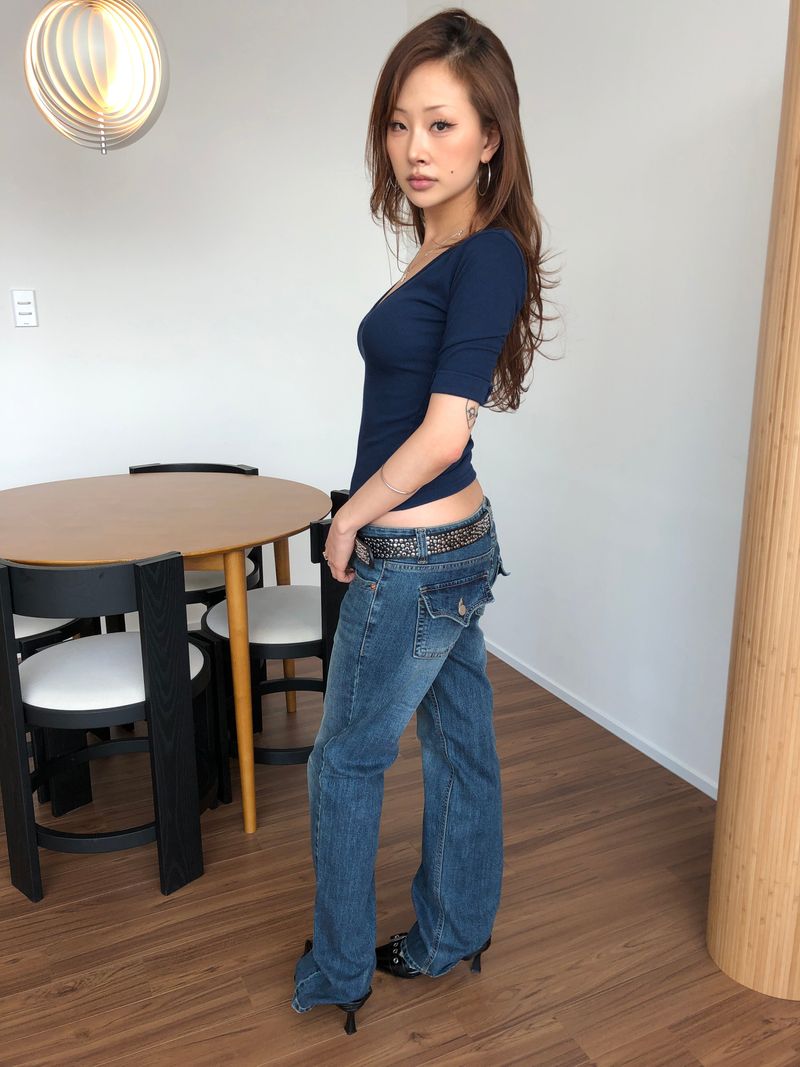 POCKET LOWRISE SLIM STRAIGHT DENIM PANTS