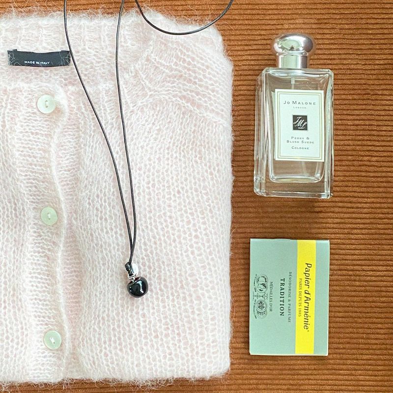 blackberry apple necklace