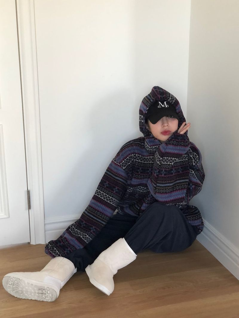 Euclid pattern hood zip up