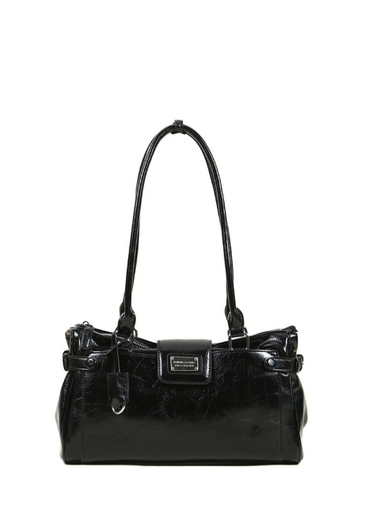 Cozy&Kitsch（コージーアンドキッチ）の「Nola Glossy Buckle Shoulder Bag（Bags）」