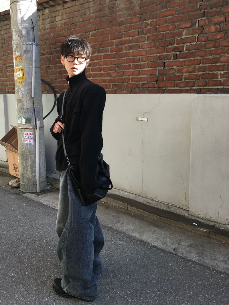 By One Flap High Neck Knit Zip-Up 2C