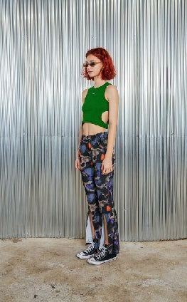 side hole sleeveless_green