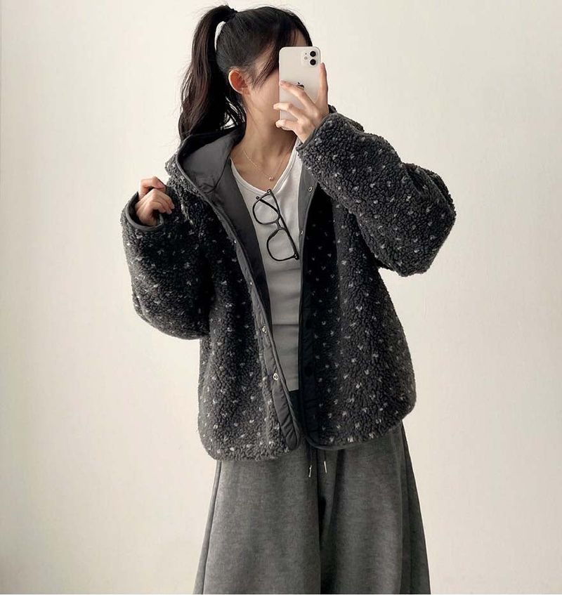 [Double-sided/Reversible*] PN Heart Pattern Fleece Hooded Jumper