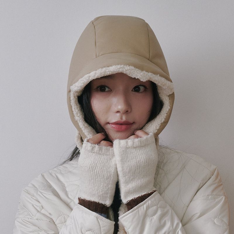Leather Poddle Padding Balaclava (Beige)
