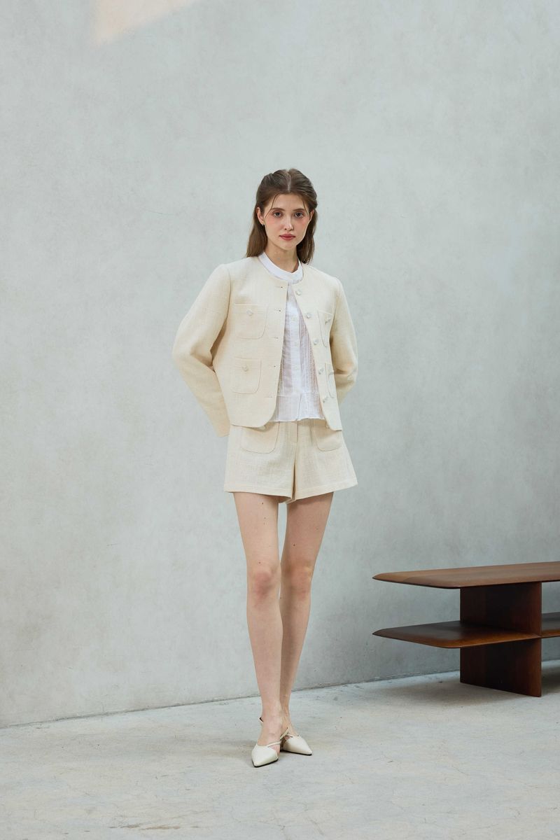 CHERISH TWEED SHORTS PANTS / WHITE