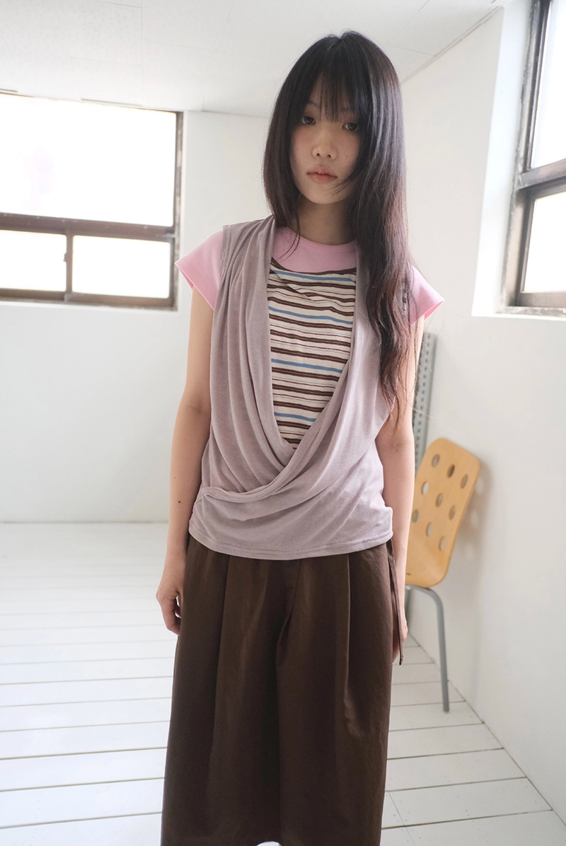 loose drape sleeveless (4c)