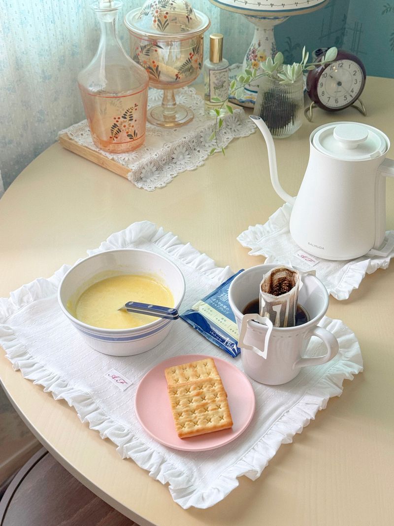 Initial Label Frill Matte Coaster Cotton Cover