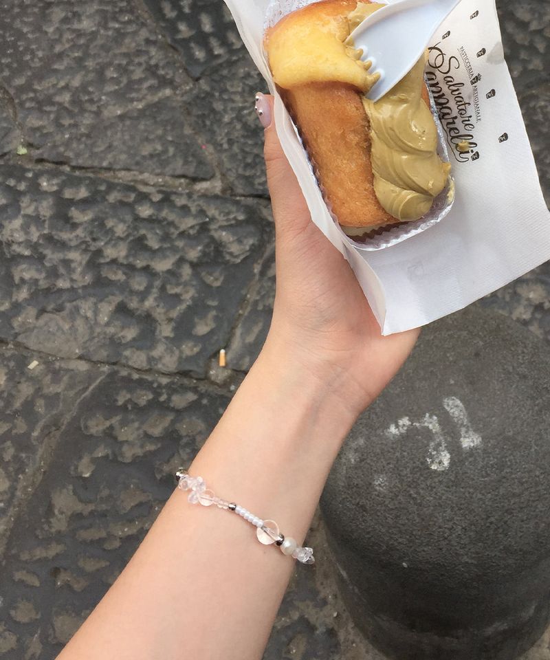 pou bracelet