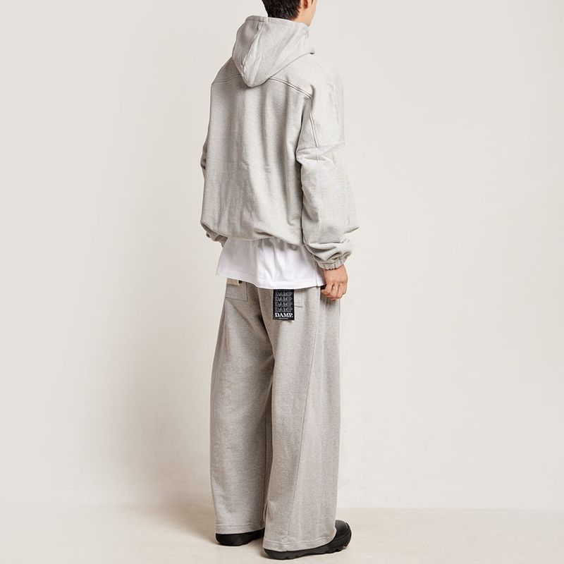 DAMP WIDE FIT TWO-TUCK PLEAT SWEAT PANTS