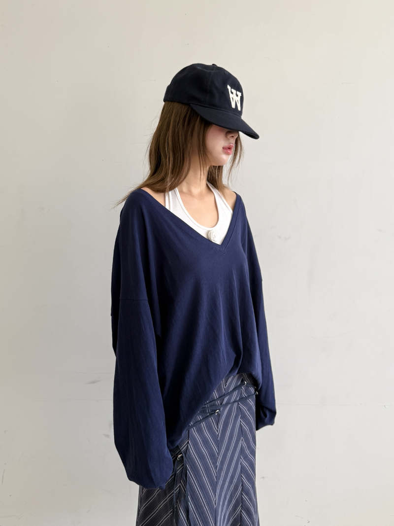 another language（アナザーランゲージ）の「deep v neck loose T （Tops）」