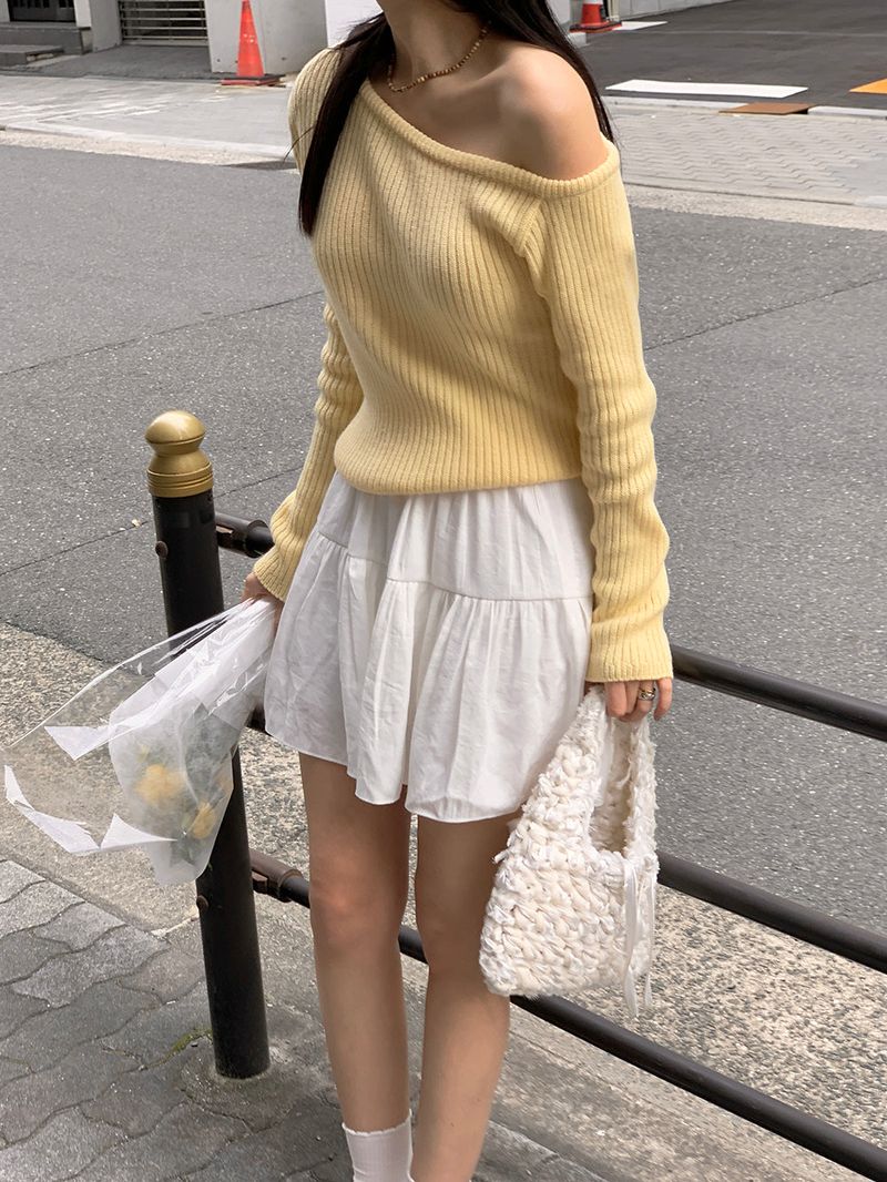 [MADE] STEN GOLZI UNBALANCED OFF-SHOULDER KNIT
