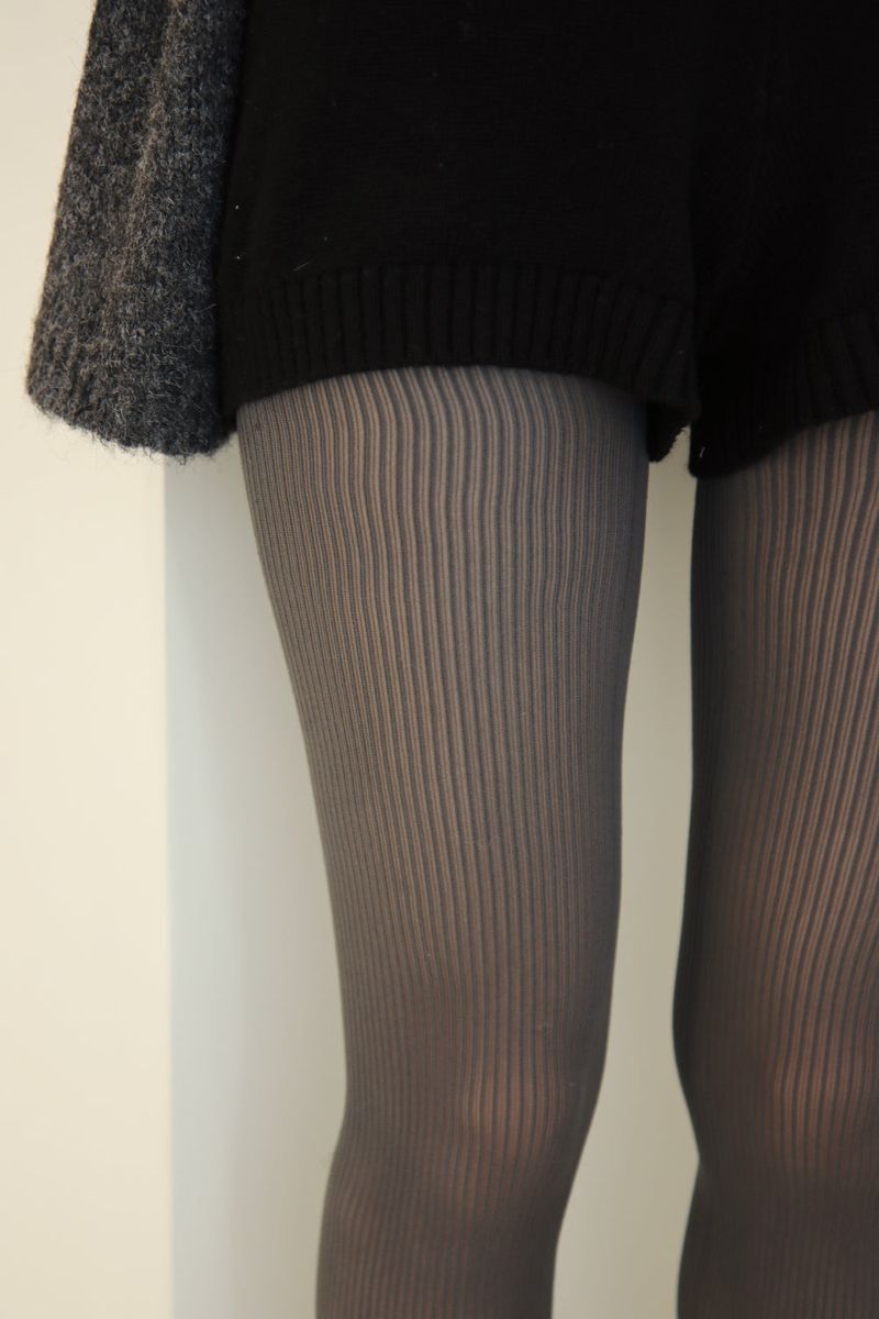 pinstripe sheer tights (gray)