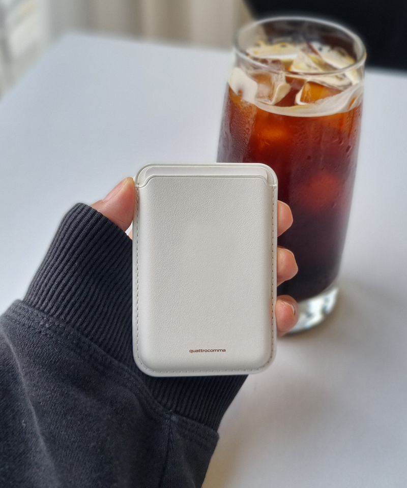 MagSafe leather card wallet 