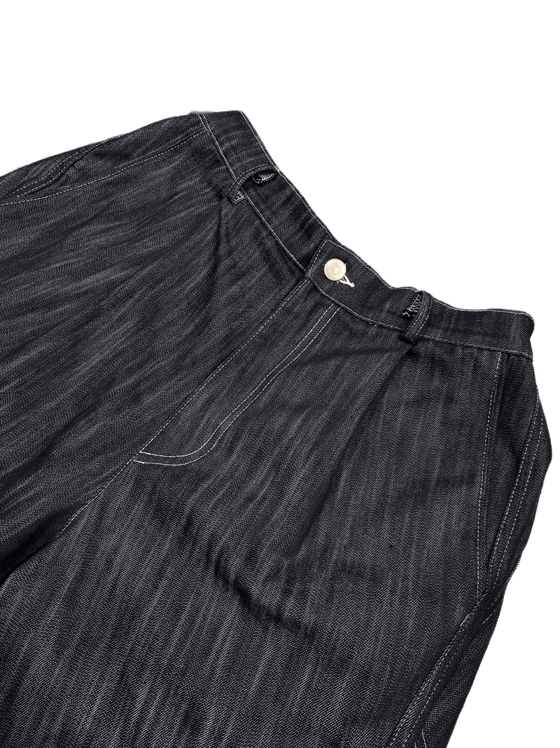 Curved Denim Half Pants