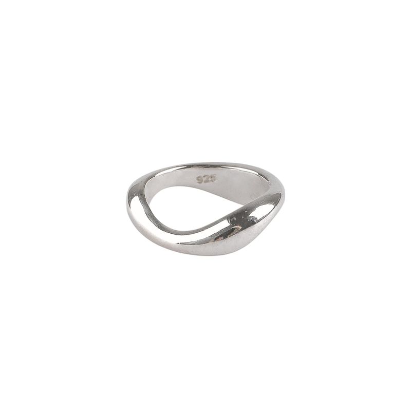 R.002/WAVY RING