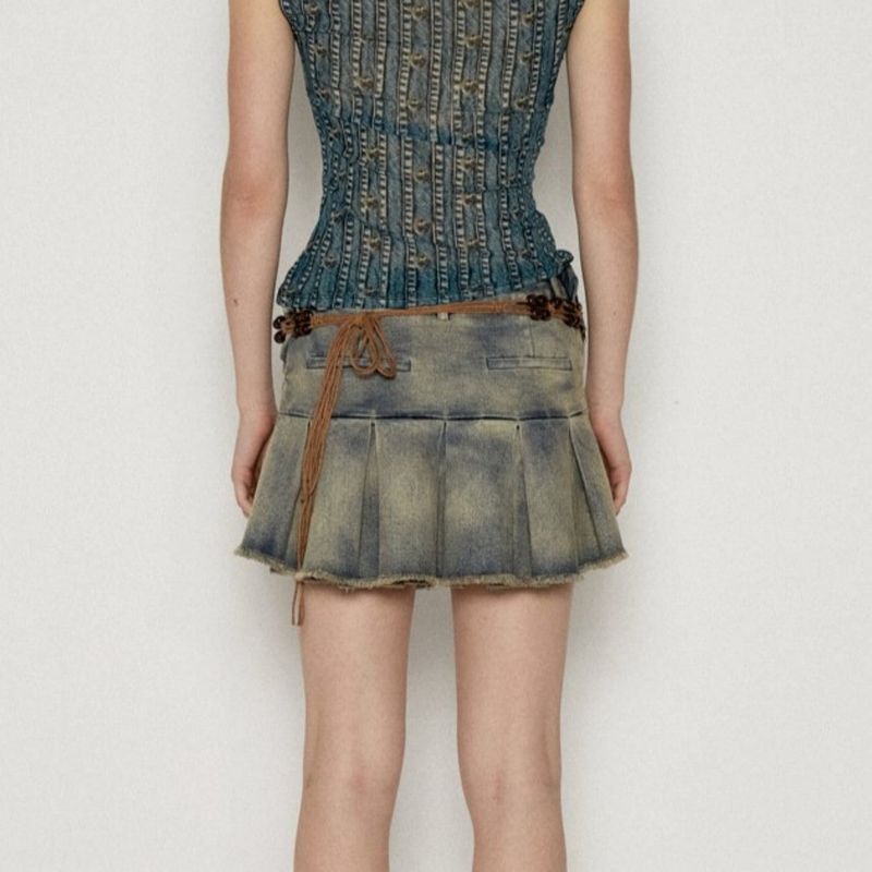 SHEISSHE/FRAYED DENIM STRUCTURED MINI SKIRT