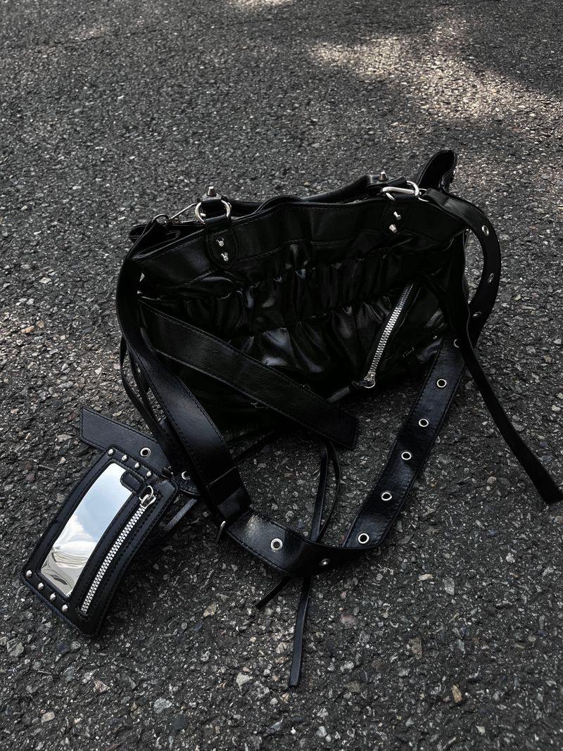 chic shirring motor bag