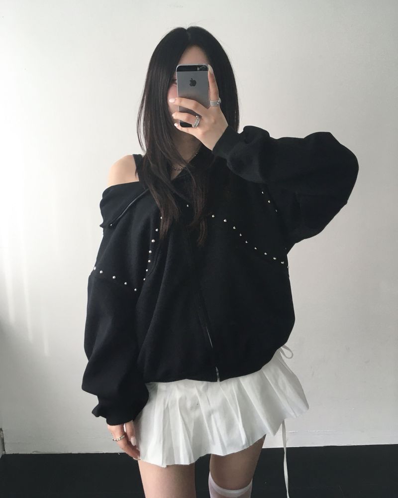 diagonal stud hood jumper