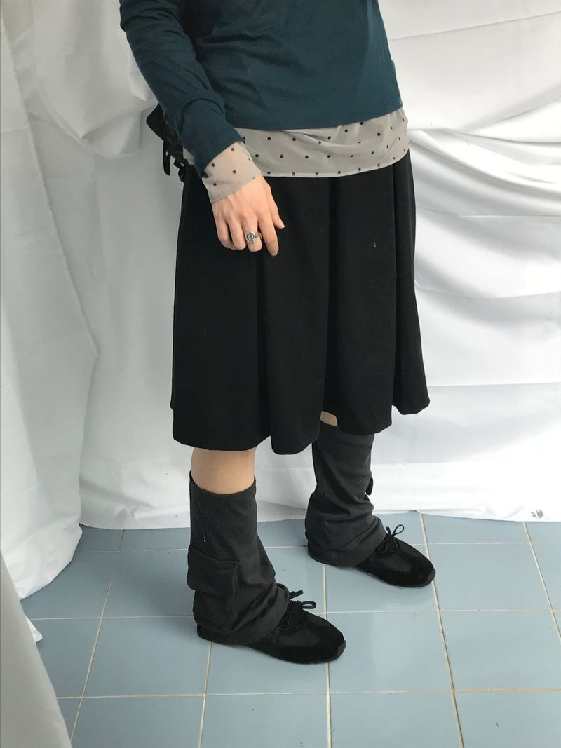 veloni basic bell pleats skirt