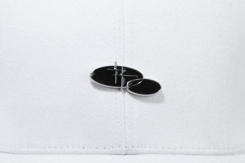 PENDANT LOGO BALL CAP