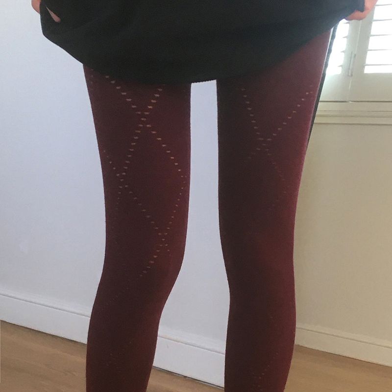Enne Dia Punching Cotton Stockings