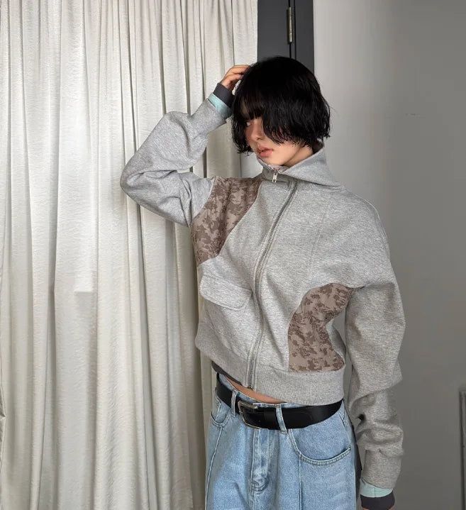 FLOWER PANEL HIGH-NECK JUMPER