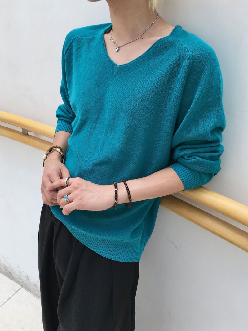 Cores Linen V-Neck Lightweight Knit 4C