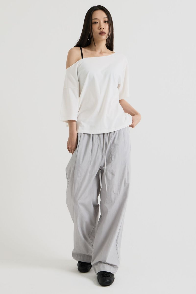 One shoulder t-shirt, White