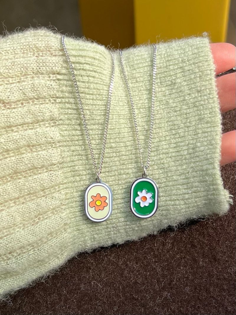 justformes2（ジャストフォーミー）の「Spring Flower Necklace (2 colors)（Accessories）」