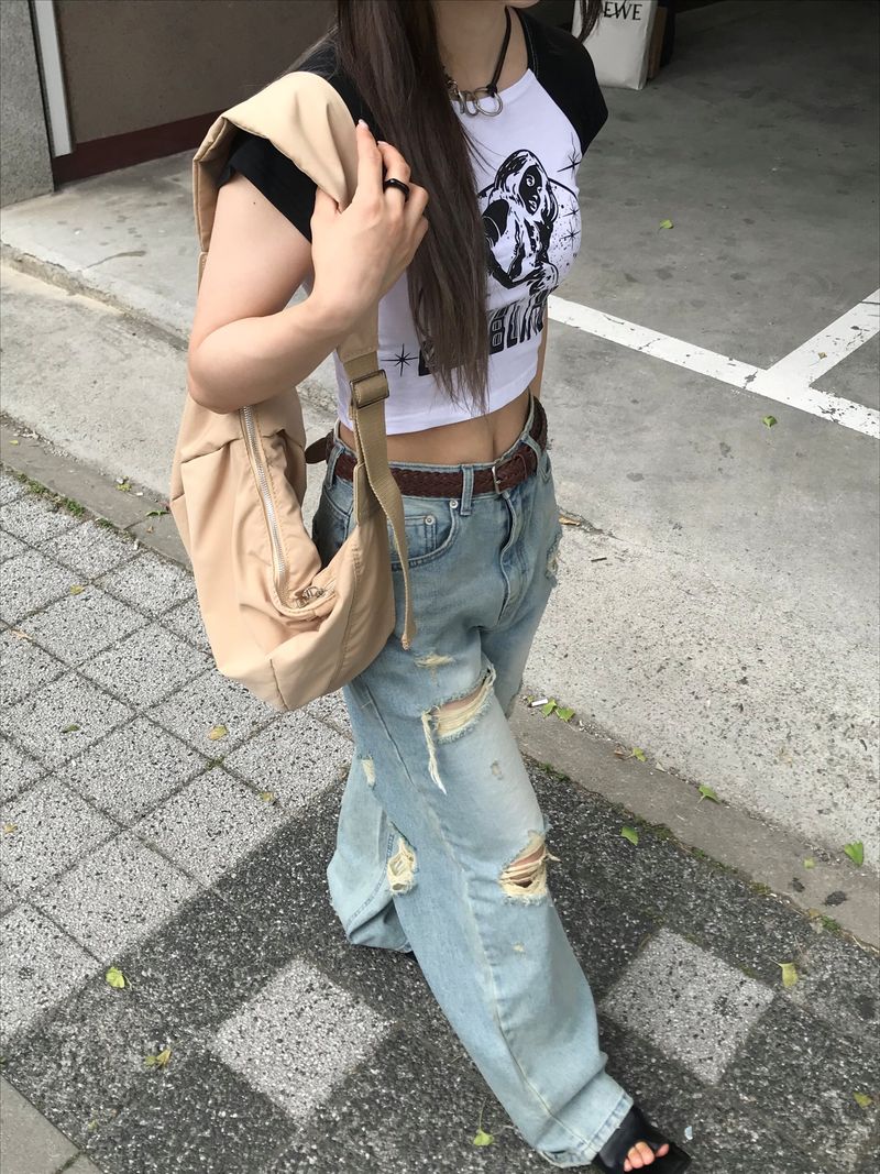 Selene crop T