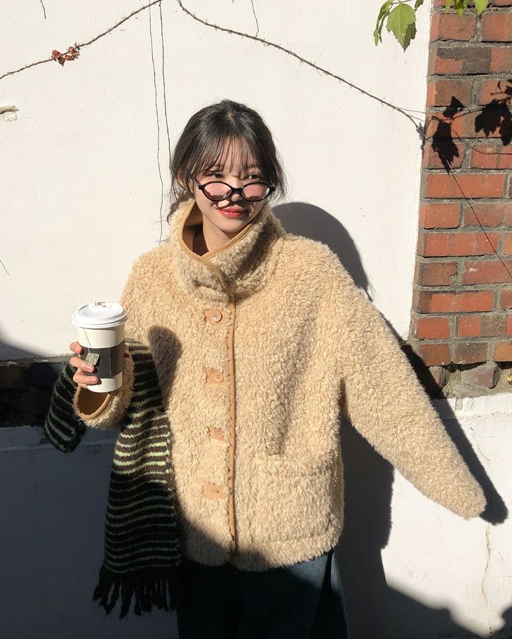 Shushu Fur Reversible Mustang